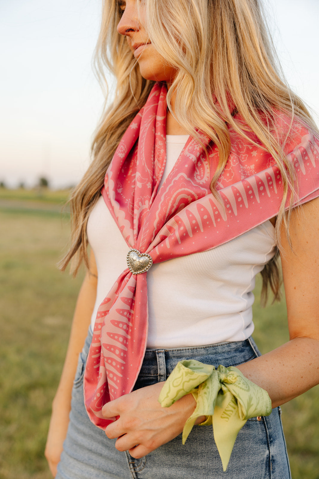 Foulard/Carré/Shawl★Foulard en soie 100%★hand rolled-36g★Silk SCARF Foulard/Carré/Shawl★Foulard en soie 100%★hand rolled-36g★Silk SCARF